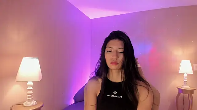 Snapshot of DulceDarling chatting on 11-15-25, 12:45 DulceDarling online show from 11-15-25, 12:45