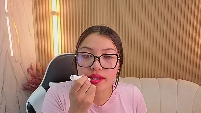 Snapshot of venus_velvet_tp chatting on 11-27-25, 07:38 venus velvet tp online show from 11-27-25, 07:38