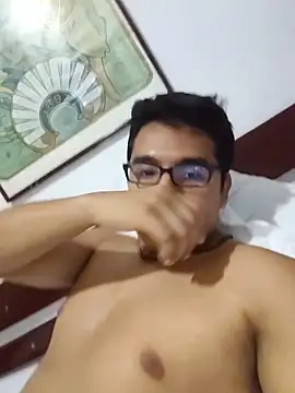 Snapshot of Zack1225 chatting on 02-21-26, 04:57 Zack1225 online show from 02-21-26, 04:57