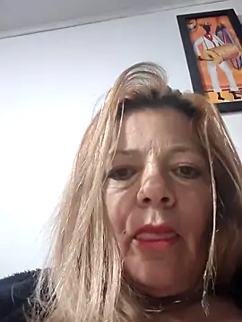 karlaanqui1 online show from 03-06-26, 10:23