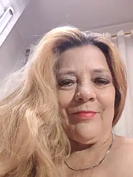 karlaanqui1 online show from 05-25-26, 11:16