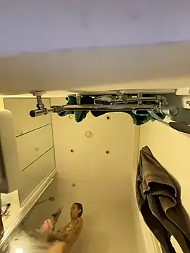 Snapshot of VenusEliteCo chatting on 11-11-25, 12:05 VenusEliteCo online show from 11-11-25, 12:05