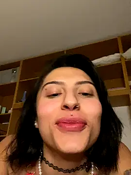 Snapshot of VenusEliteCo chatting on 11-14-25, 01:37 VenusEliteCo online show from 11-14-25, 01:37