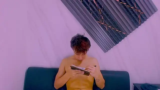 Liam York  online show from 04-15-26, 04:36