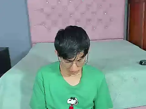 ElanGiraldo online show from 01-17-26, 10:57