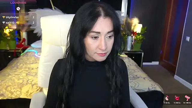 Snapshot of CarolinaaFoxyyy chatting on 04-12-26, 05:23 CarolinaaFoxyyy online show from 04-12-26, 05:23