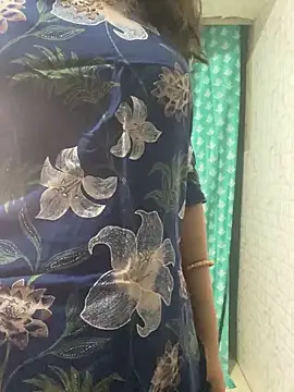 Red Queen 11 online show from 01-05-26, 06:44