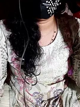 HotGirl23231 online show from 06-12-26, 07:02