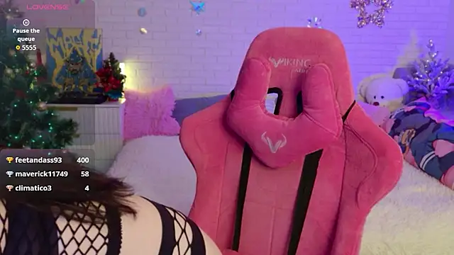 Darineko  online show from 01-13-26, 04:29