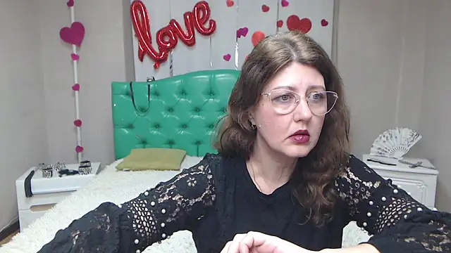 RoseHille online show from 04-14-26, 05:08