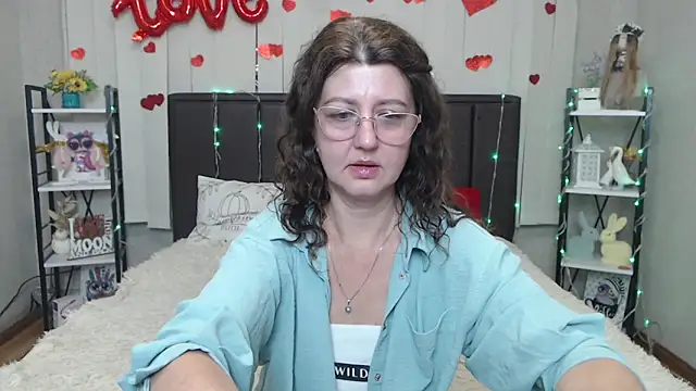 RoseHille online show from 05-24-26, 05:12