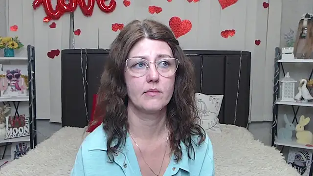 RoseHille online show from 05-28-26, 05:21