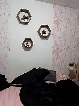 Cami131025 online show from 04-08-26, 11:37