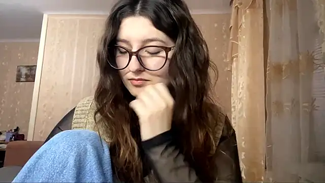 DonnieBooton online show from 11-11-25, 01:44