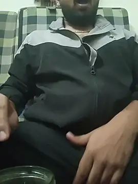 MrToxxic online show from 11-23-25, 05:13