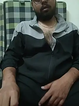 MrToxxic online show from 11-28-25, 02:42