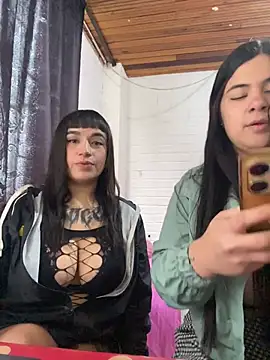 Snapshot of silvana_dani_ chatting on 11-10-25, 01:43 silvana dani online show from 11-10-25, 01:43