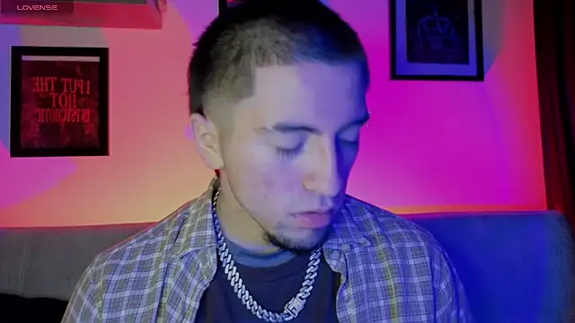 AresMassimoX online show from 12-05-25, 01:36