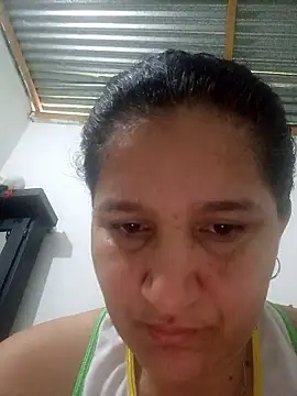 Snapshot of Sra_Angelina chatting on 01-15-26, 04:33 Sra Angelina online show from 01-15-26, 04:33