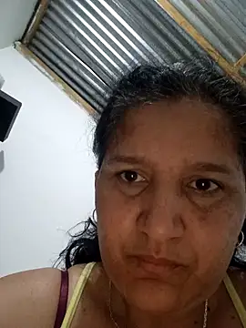 Snapshot of Sra_Angelina chatting on 02-13-26, 01:23 Sra Angelina online show from 02-13-26, 01:23