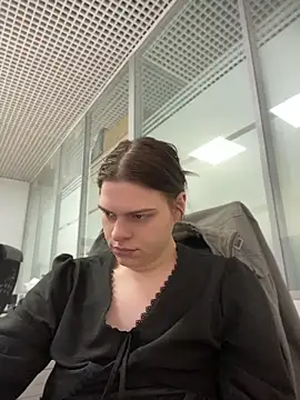 Snapshot of Dona_Mafia chatting on 05-12-26, 10:51 Dona Mafia online show from 05-12-26, 10:51