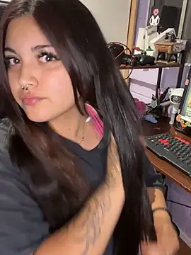 Snapshot of belenciita chatting on 12-03-25, 01:24 belenciita online show from 12-03-25, 01:24