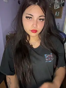 Snapshot of belenciita chatting on 12-22-25, 03:25 belenciita online show from 12-22-25, 03:25