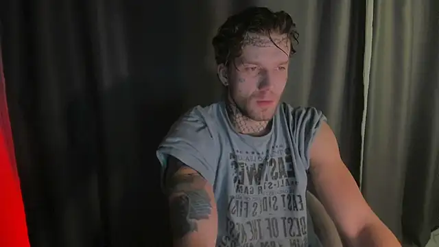 Huntall77 online show from 12-02-25, 03:51