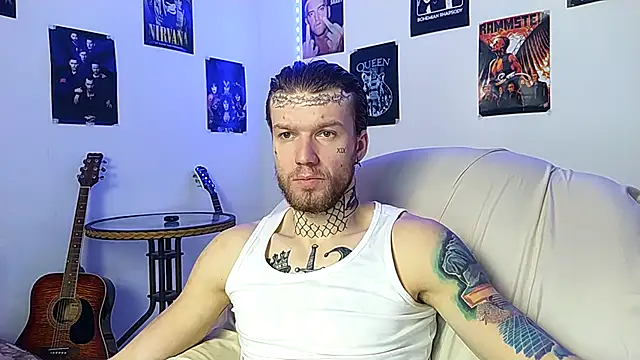 Huntall77 online show from 12-19-25, 08:32