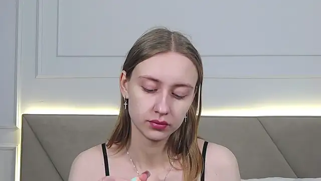 RachaelCute online show from 11-16-25, 04:29