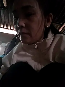 Feeling-hot online show from 12-20-25, 03:46