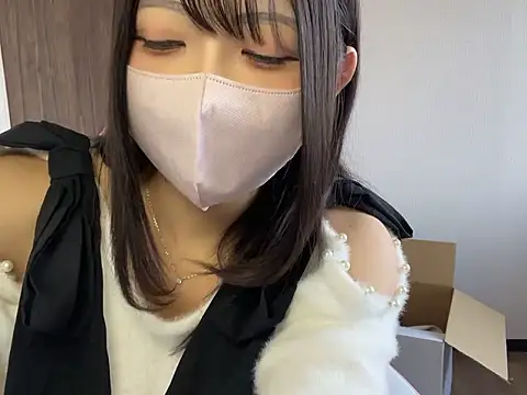 Snapshot of amu_nyan_cute chatting on 11-15-25, 04:54 amu nyan cute online show from 11-15-25, 04:54