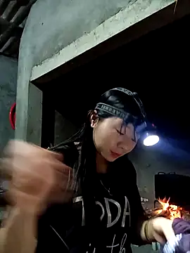 vangkt-cute online show from 04-18-26, 10:08