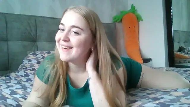 Kate Moan online show from 02-13-26, 07:48