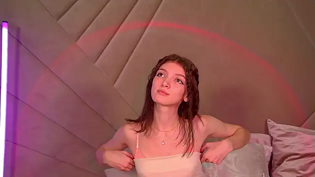 Snapshot of SophiaProve chatting on 11-27-25, 05:04 SophiaProve online show from 11-27-25, 05:04