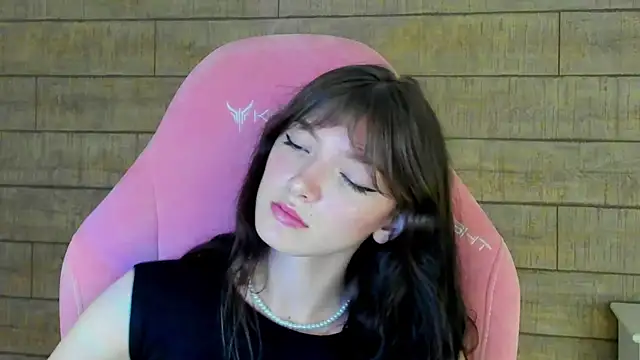 SophiaProve online show from 04-14-26, 04:35