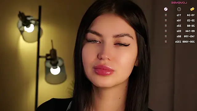 CoreenYorton online show from 01-06-26, 01:09