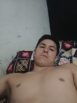 Snapshot of blanquito1099 chatting on 06-15-26, 12:13 blanquito1099 online show from 06-15-26, 12:13