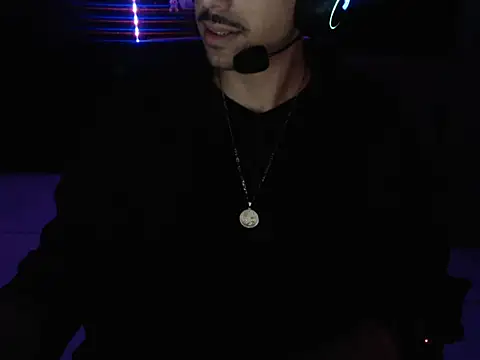 Snapshot of ExItEdErabbtis chatting on 11-14-25, 01:48 ExItEdErabbtis online show from 11-14-25, 01:48