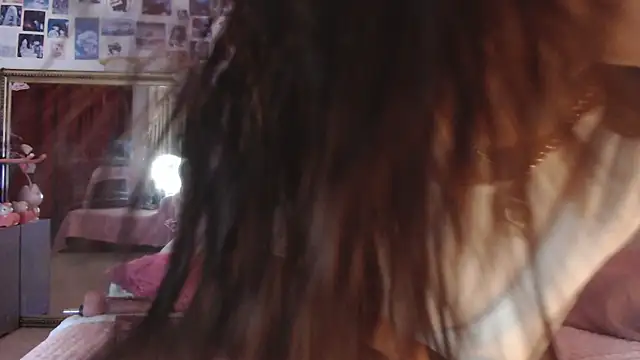 Mia Tylorr online show from 11-11-25, 09:48