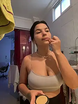 Mia Tylorr online show from 04-07-26, 08:42