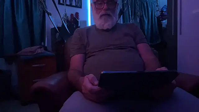 LeatherSdaddy online show from 04-04-26, 11:46