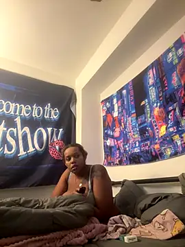 Snapshot of wearefreaks08 chatting on 12-15-25, 04:17 wearefreaks08 online show from 12-15-25, 04:17