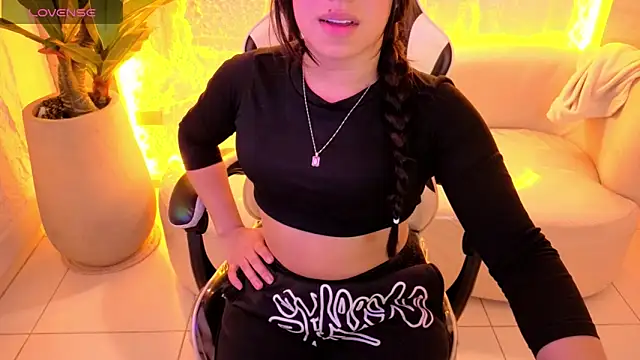 Juliana Tx online show from 03-08-26, 02:59