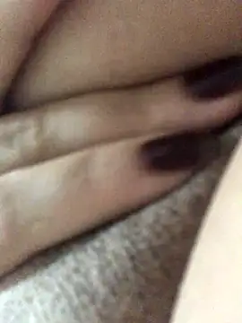 Snapshot of _-_-_-sthefany_-_-_- chatting on 11-14-25, 07:29 - - -sthefany - - - online show from 11-14-25, 07:29