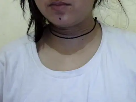 Anika Singh online show from 04-25-26, 11:13