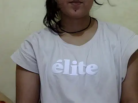 Anika Singh online show from 04-28-26, 02:44