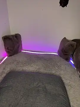 AuroraAllure 27 online show from 03-19-26, 07:07