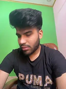 Snapshot of hotyyyyjonny chatting on 05-18-26, 03:13 hotyyyyjonny online show from 05-18-26, 03:13