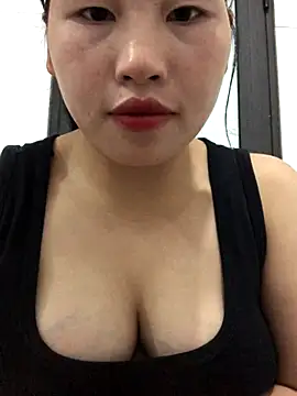 luna-sexxy online show from 11-12-25, 06:36